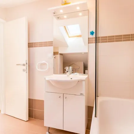 Atemberaubendes Penthouse Auf Zwei Etagen Mit Whirlpool Und Panoramablick *