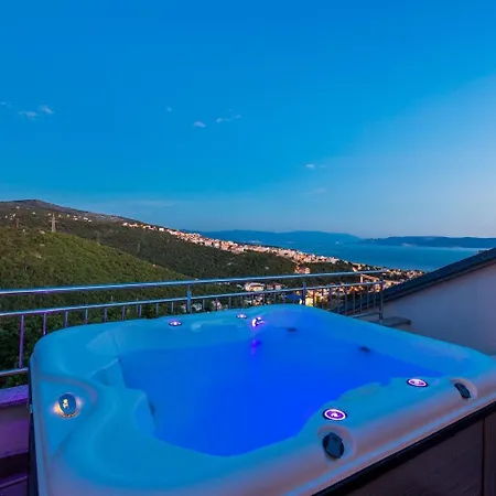 Atemberaubendes Penthouse Auf Zwei Etagen Mit Whirlpool Und Panoramablick *