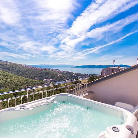 Lägenhet Atemberaubendes Penthouse Auf Zwei Etagen Mit Whirlpool Und Panoramablick Crikvenica
