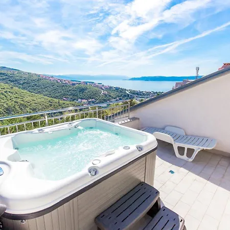 Lägenhet Atemberaubendes Penthouse Auf Zwei Etagen Mit Whirlpool Und Panoramablick *