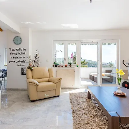 Atemberaubendes Penthouse Auf Zwei Etagen Mit Whirlpool Und Panoramablick *