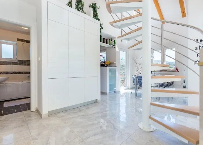 Lägenhet Atemberaubendes Penthouse Auf Zwei Etagen Mit Whirlpool Und Panoramablick *