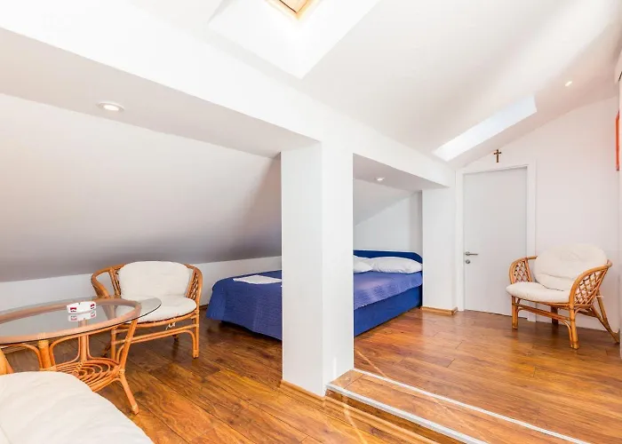 Atemberaubendes Penthouse Auf Zwei Etagen Mit Whirlpool Und Panoramablick Lägenhet Crikvenica